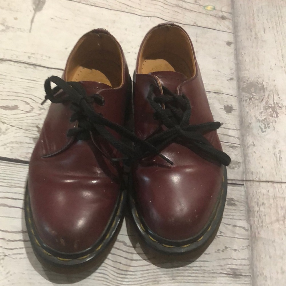DR MARTENS SHOES GREAT CONDITION SIZE 3